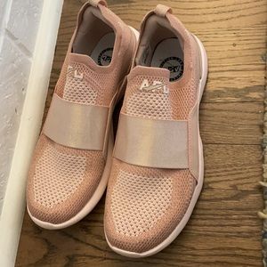 APL sneakers size 8 in a blush color